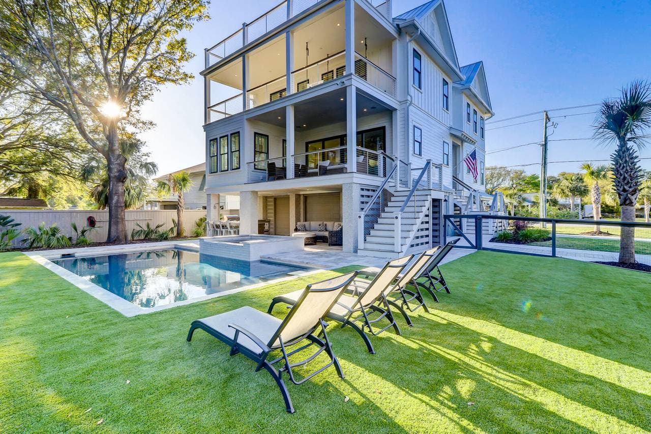 39th Avenue Villa