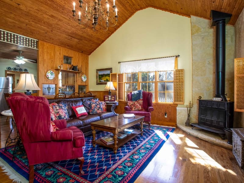 Crepe Myrtle Cottage