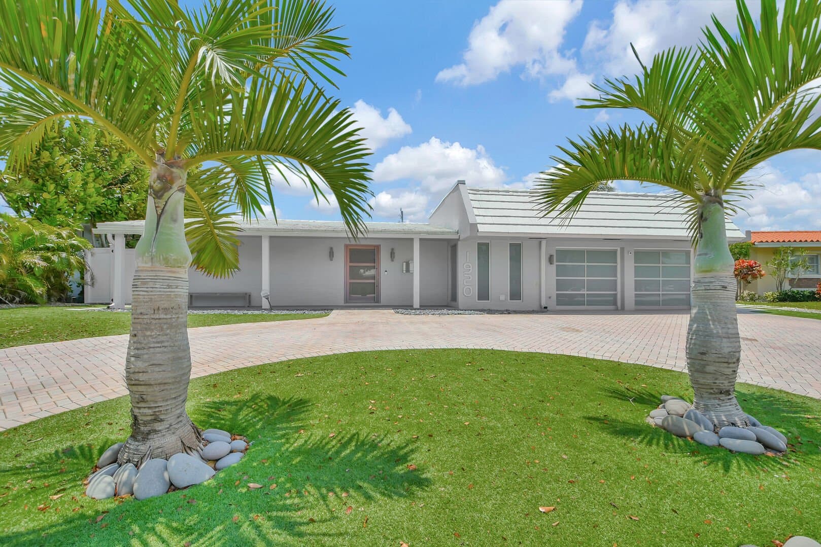 Knoll Ridge House