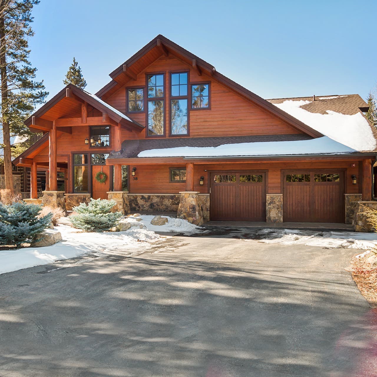 Twin Peaks Lodge