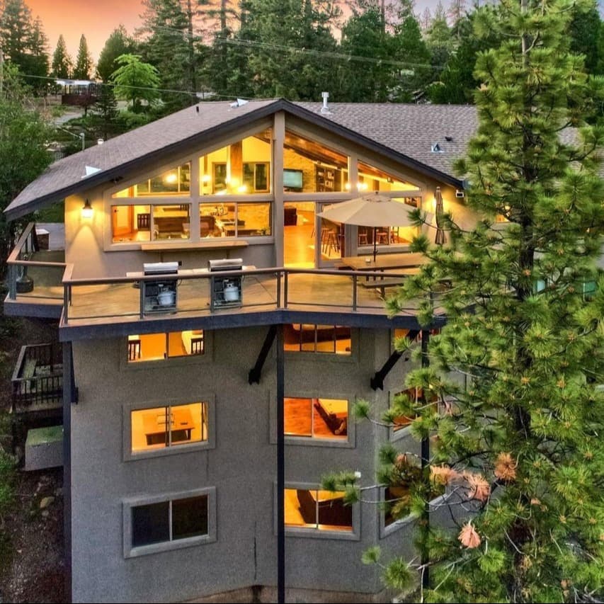 Ute Manor
